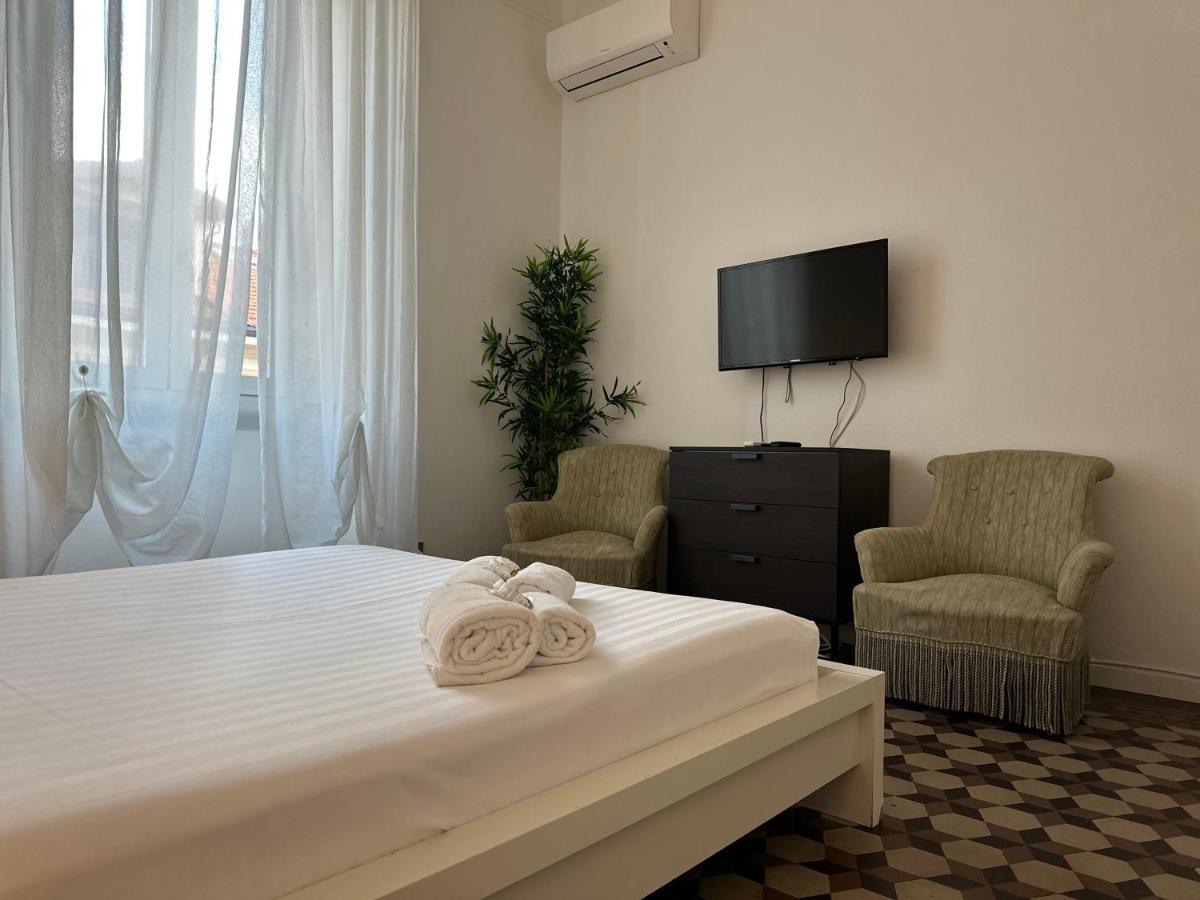 Xenia Apartments - Bright And Elegant Apartment มิลาน ภายนอก รูปภาพ