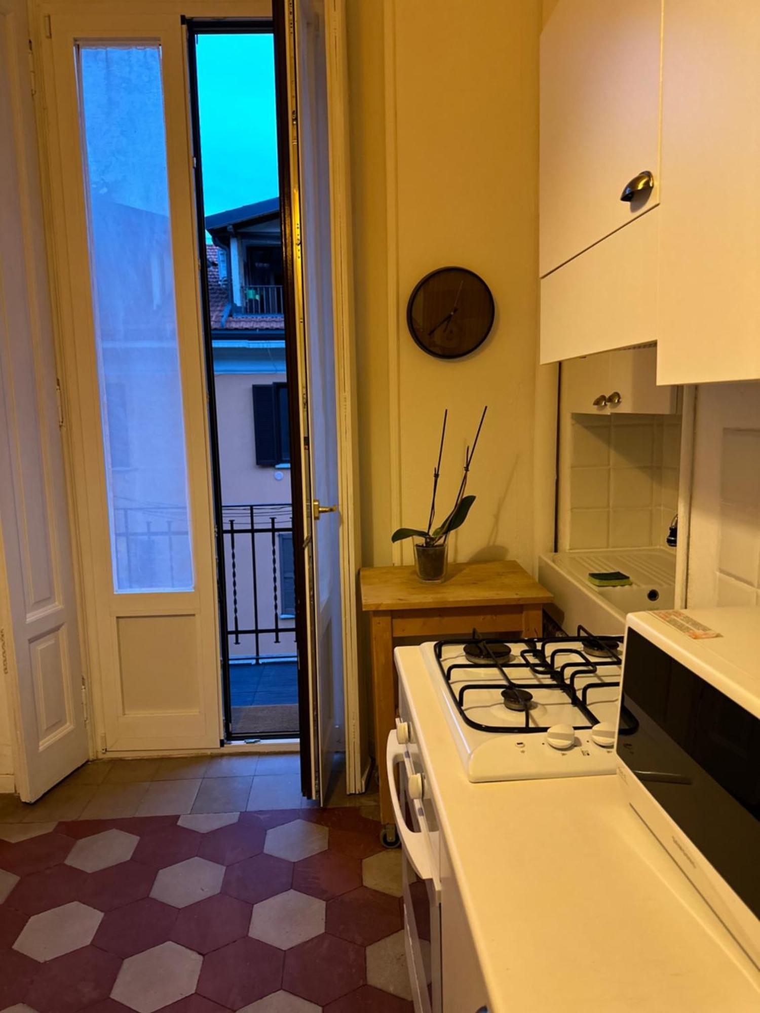 Xenia Apartments - Bright And Elegant Apartment มิลาน ภายนอก รูปภาพ