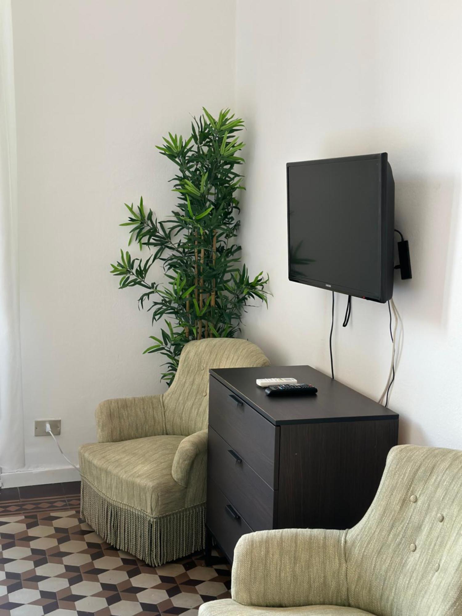 Xenia Apartments - Bright And Elegant Apartment มิลาน ภายนอก รูปภาพ