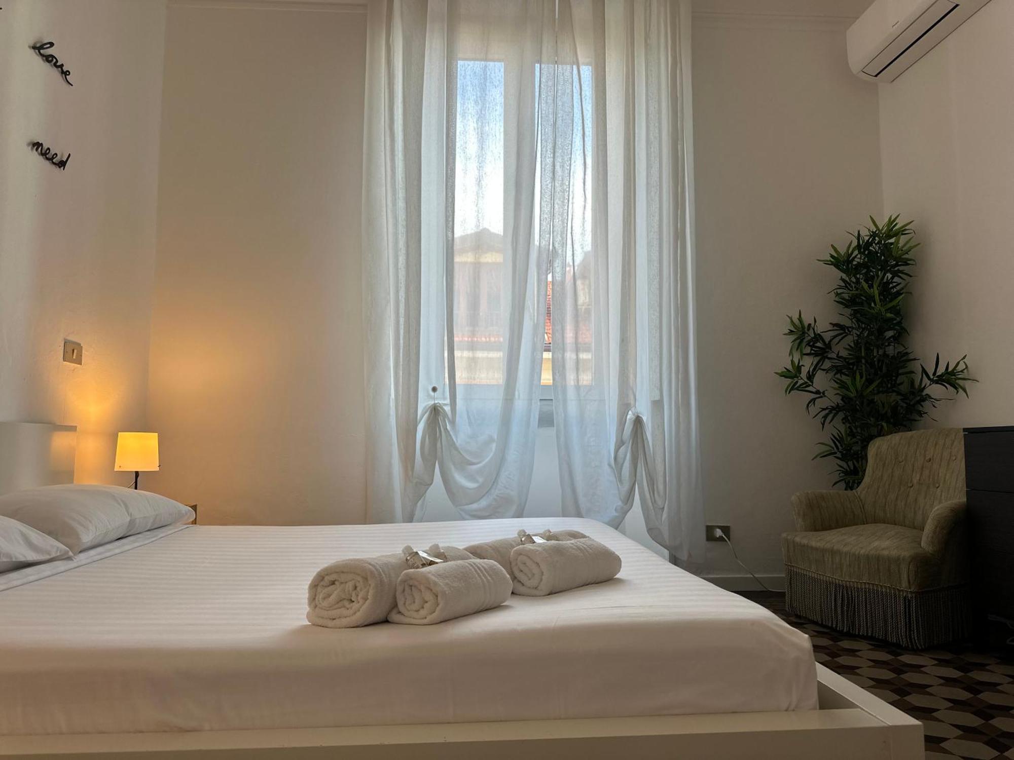 Xenia Apartments - Bright And Elegant Apartment มิลาน ภายนอก รูปภาพ