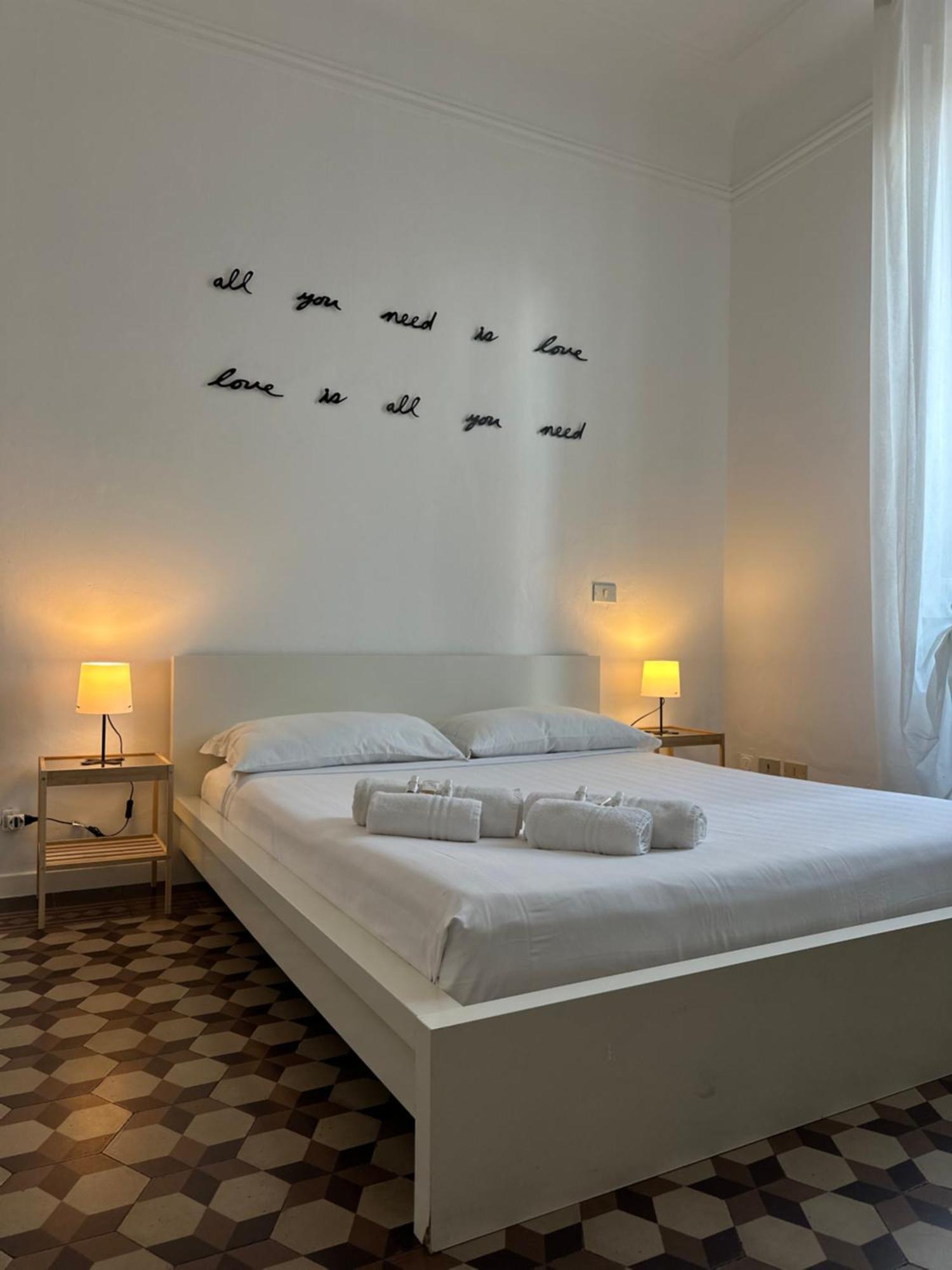 Xenia Apartments - Bright And Elegant Apartment มิลาน ภายนอก รูปภาพ